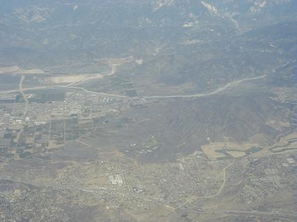 San Bernadino valley<br>Location: <a href="https://www.google.com/maps/search/?api=1&query=34.0015,-117.16632" target="_new">Over California</a>